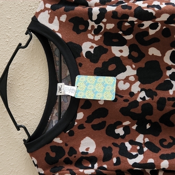 CHEETAH Print Blouse - Picture 3 of 6